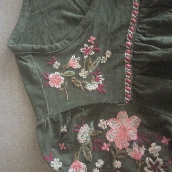 St. John's Bay Top with Floral Embroidery - Green Colour, Size Medium - Picture 3 of 9